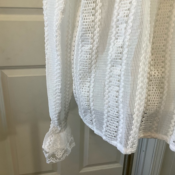 Chicme  V neck plain lace trim long sleeve shirt. Size X-Large - Picture 5 of 12